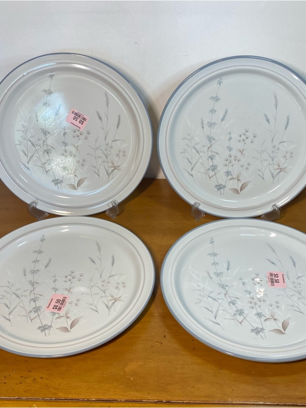 Noritake Woodstock Dinner Plates Stoneware Vintage Floral 10 5/8” Blue Set of 4 - Picture 5 of 9